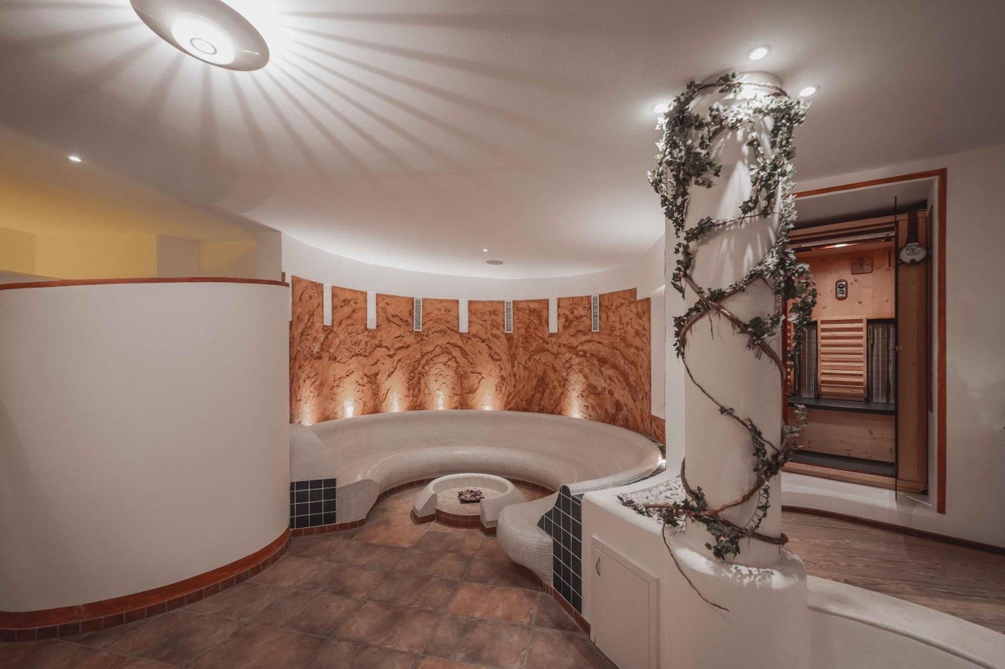 Hotel Continental Dolomites Sëlva di Val Gardena Eksteriør billede