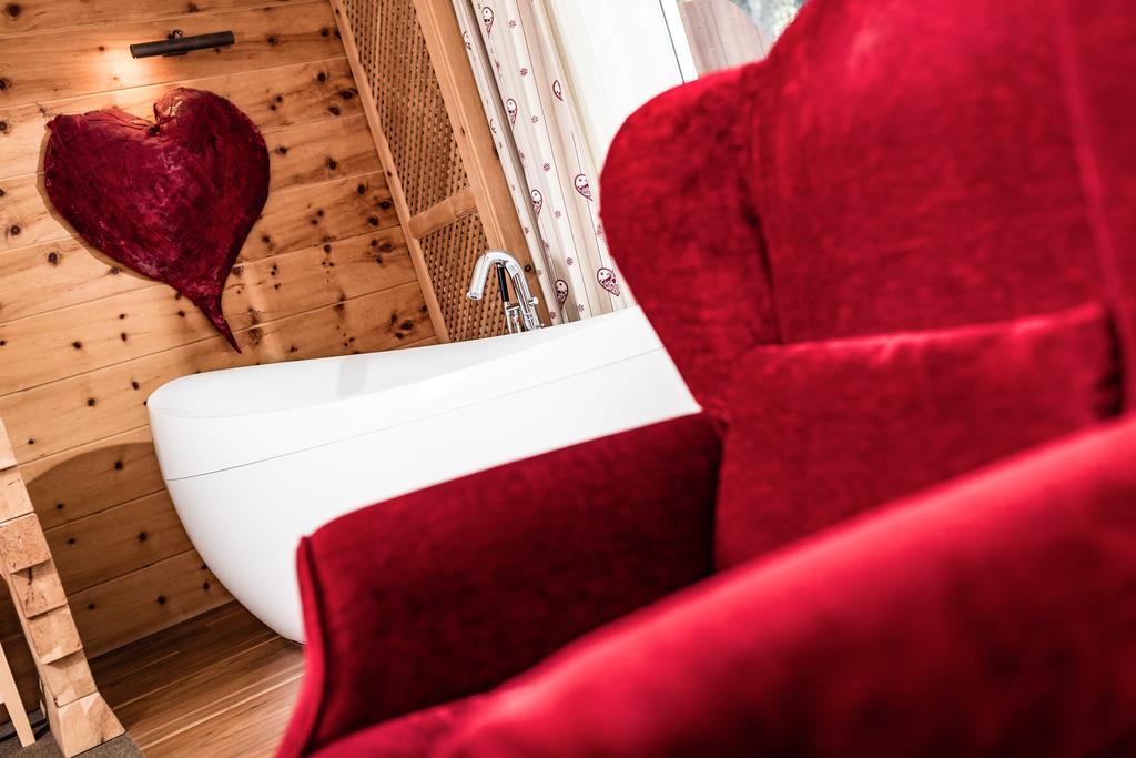 Hotel Continental Dolomites Sëlva di Val Gardena Eksteriør billede